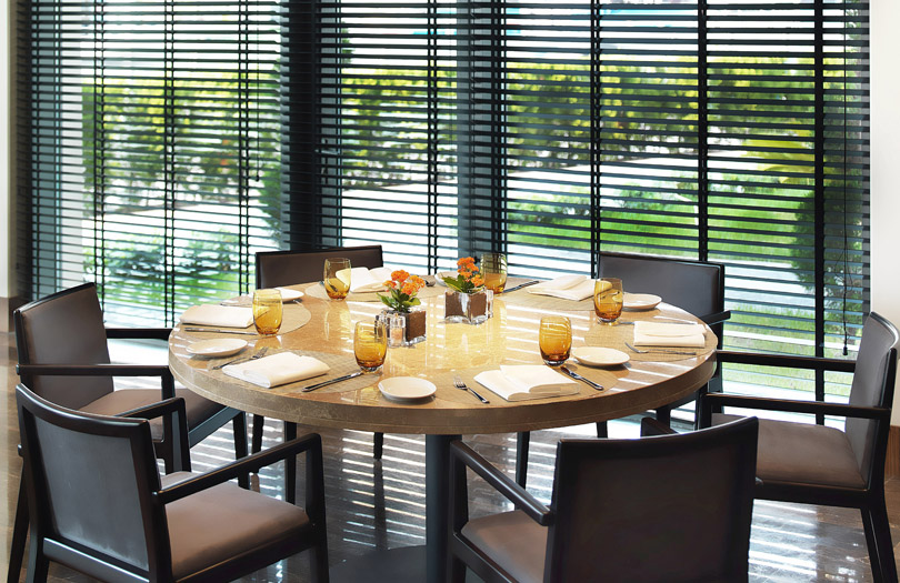 Divan Pub Adana Divan Adana Otel